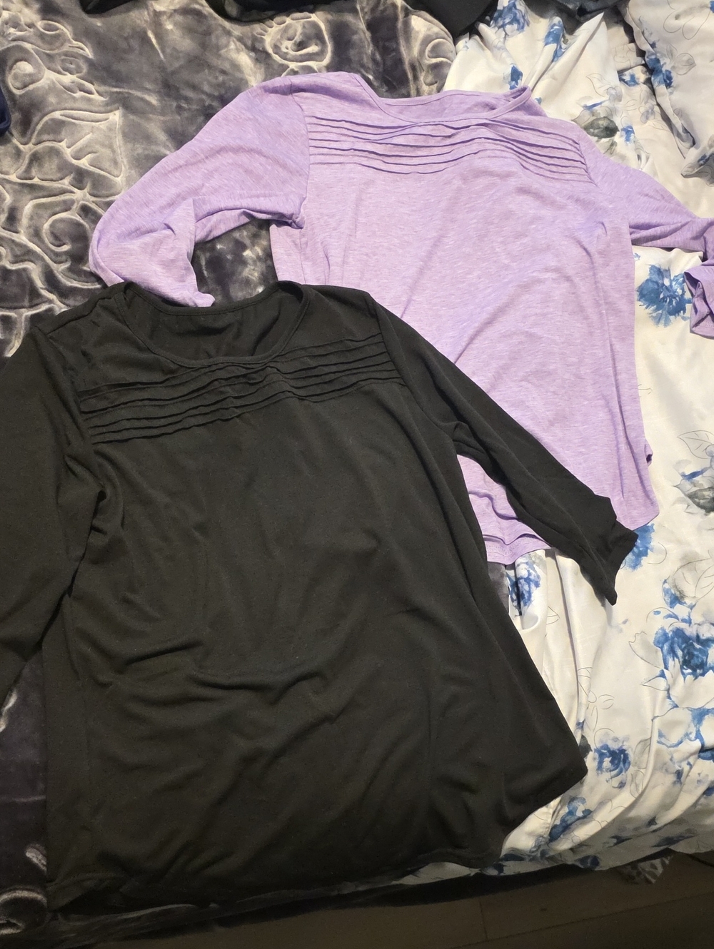 Women’s Pintuck Detail 3quarter Sleeve Top Bundle- Black and Lavender